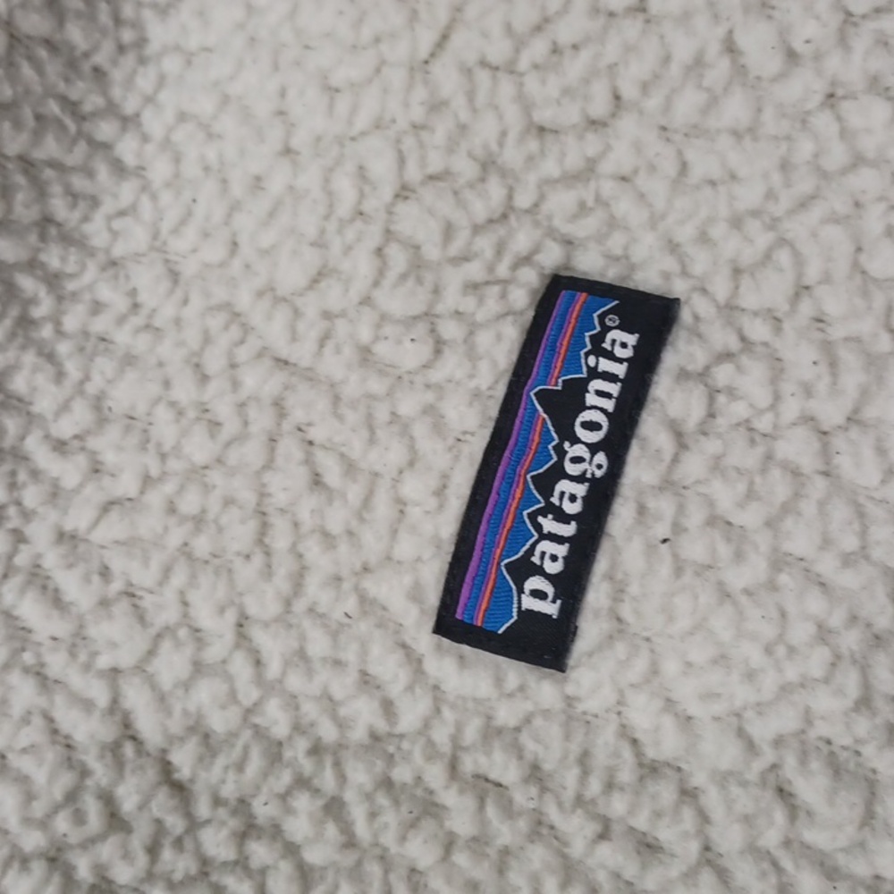 Patagonia Cream Sherpa Half-Zip Pullover with Brown Trim - Picture 3 of 7